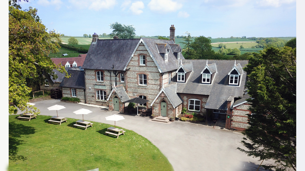 The Fox Inn - Hotels in Dorset | Good Shoot Hotel Guide